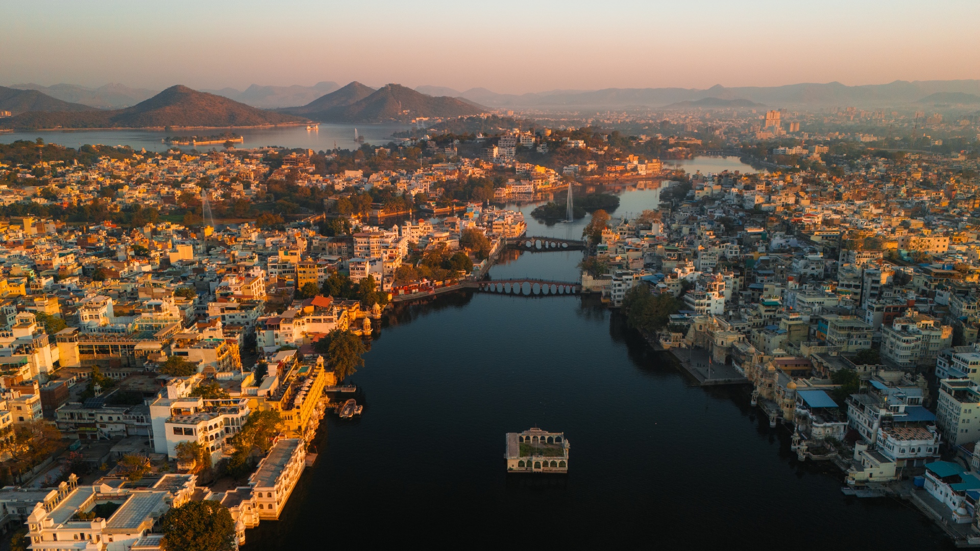 The Indian Subcontinent In Four Chapters