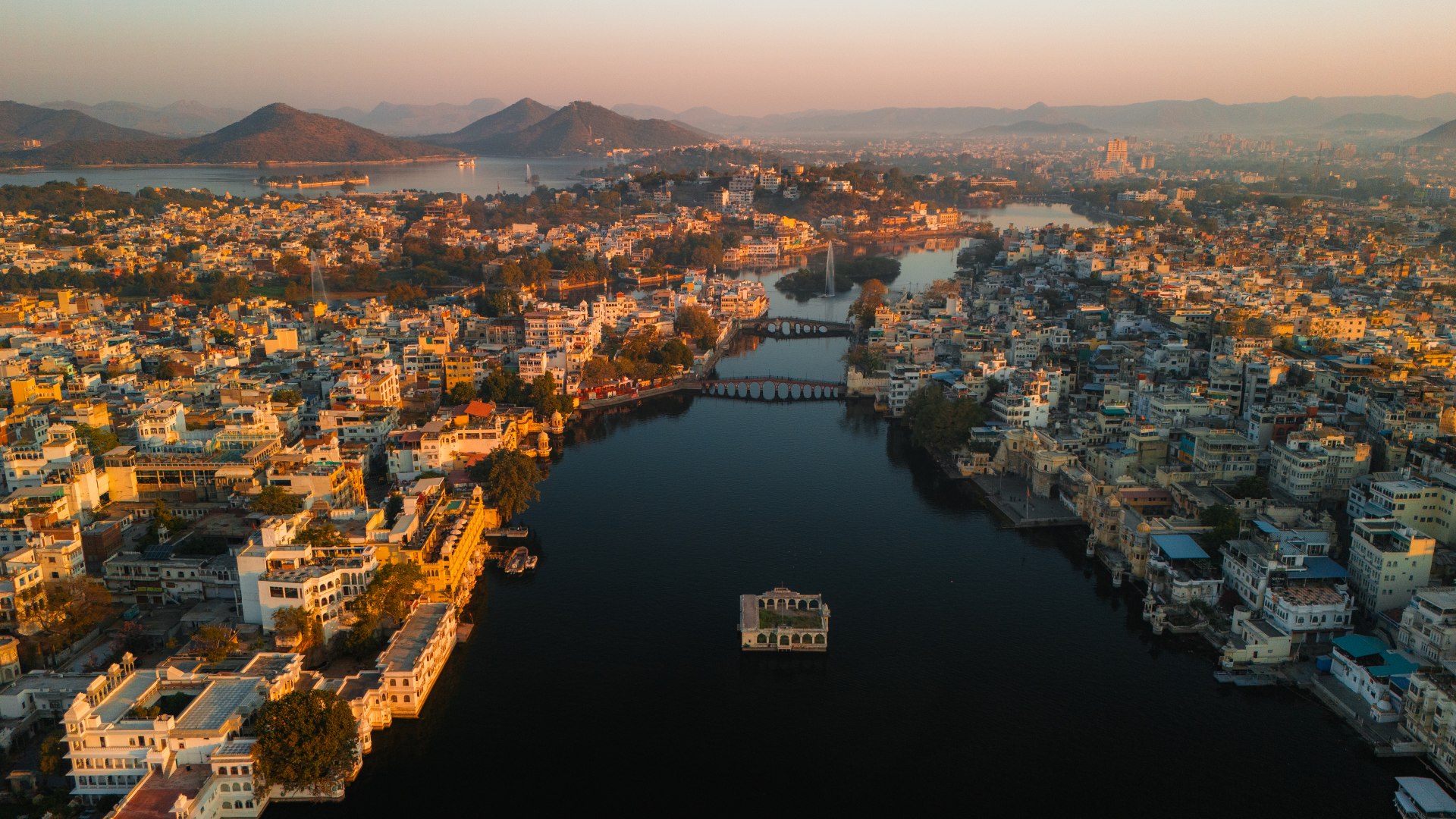 Udaipur: Venice of the East 
